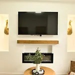 Holiday home Quirky & Comfortable *