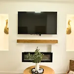Quirky & Comfortable