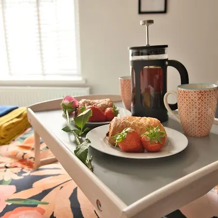 Quirky & Comfortable Workington