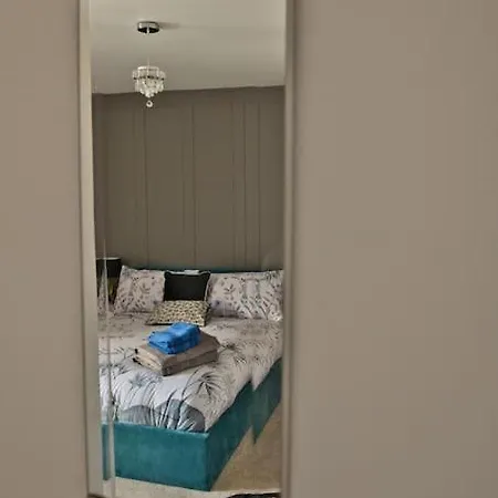 Quirky & Comfortable Workington