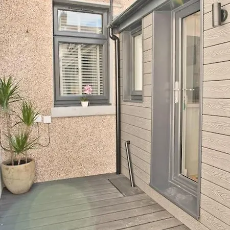 Quirky & Comfortable Workington