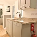 Quirky & Comfortable Feriehus Workington