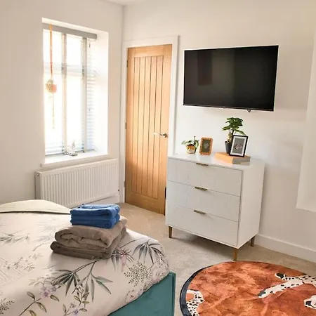 Holiday home Quirky & Comfortable *